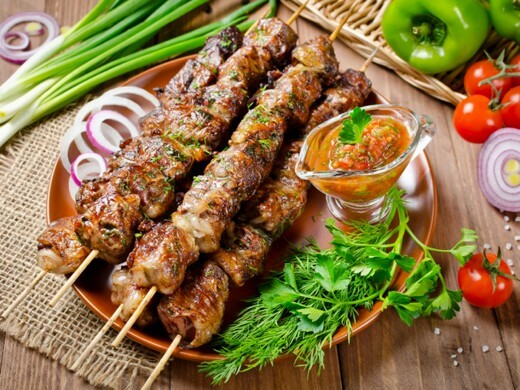 Свиной шашлык (шея) 250г Свиной шашлык (шея) 250г